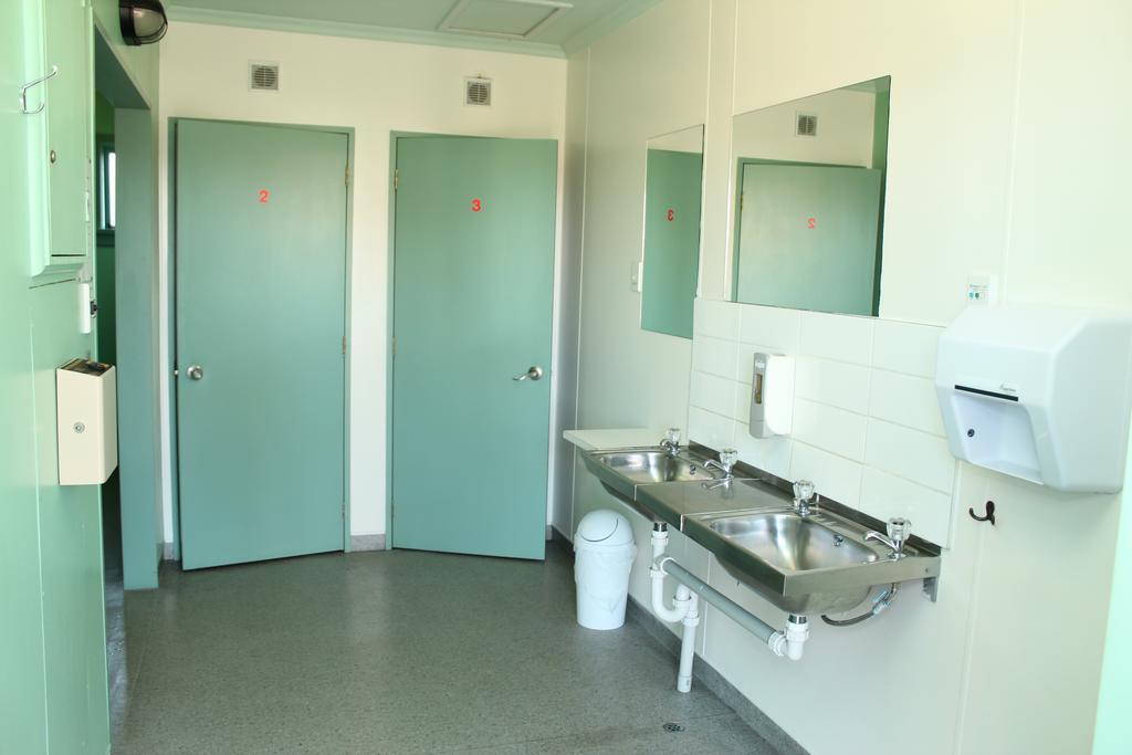 Central City Camping Park Invercargill Buitenkant foto