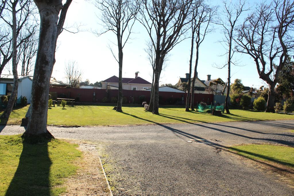 Central City Camping Park Invercargill Buitenkant foto