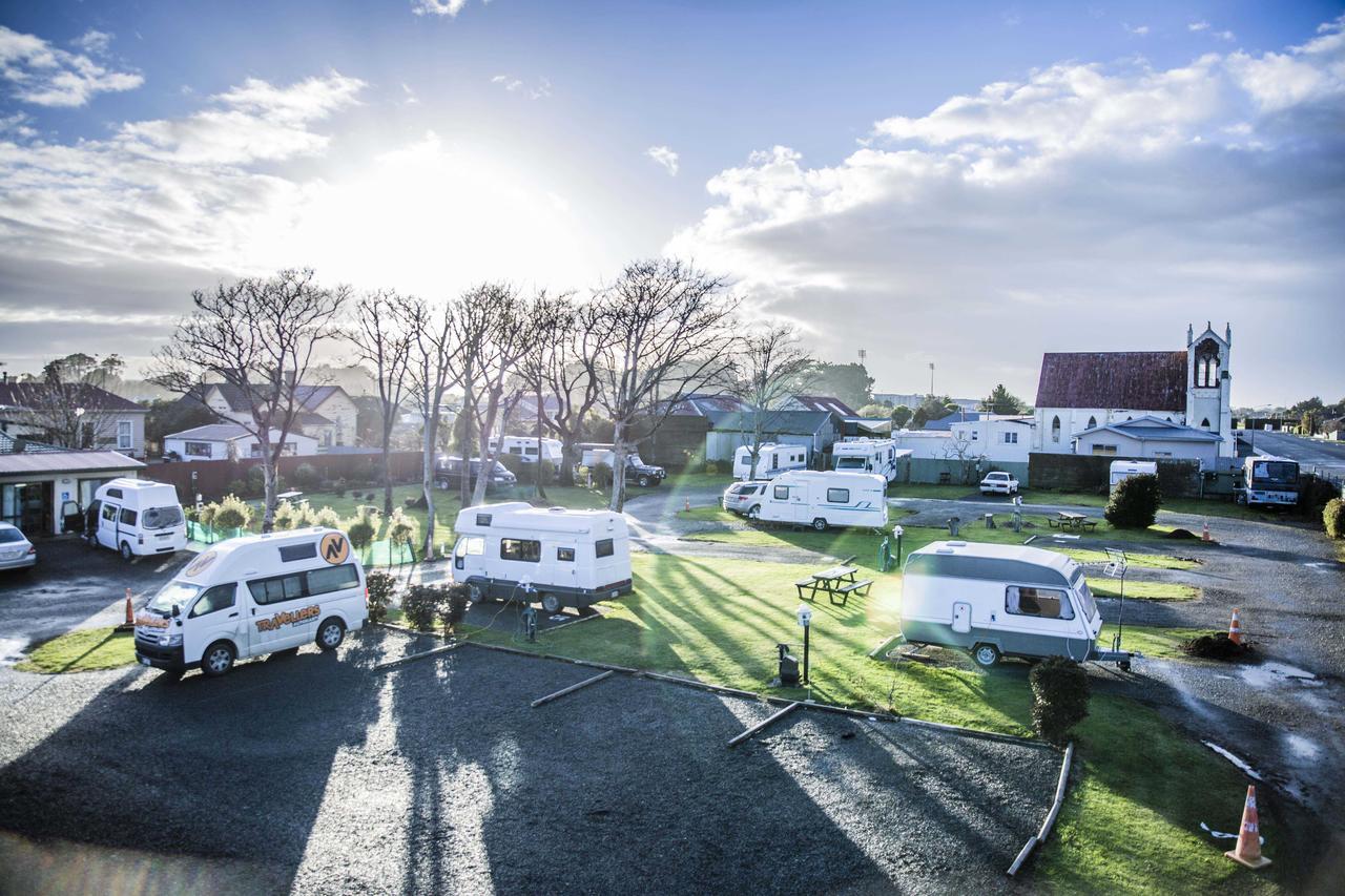 Central City Camping Park Invercargill Buitenkant foto
