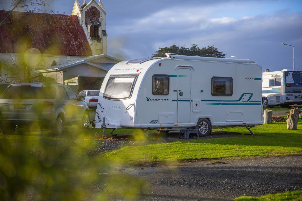 Central City Camping Park Invercargill Buitenkant foto